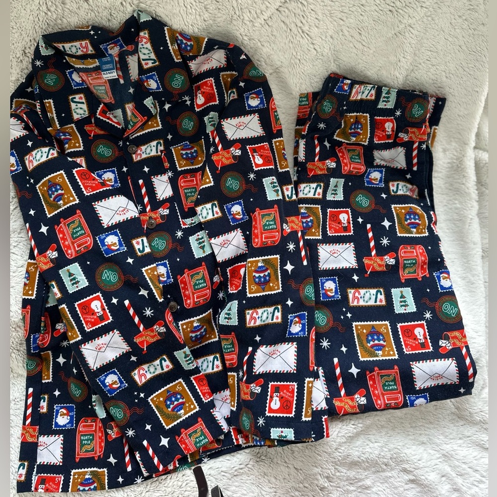 NWOT, Kids size Large(10-12), Old Navy, Christmas Pajama set